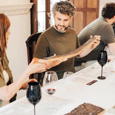 Palacio De Hemingway